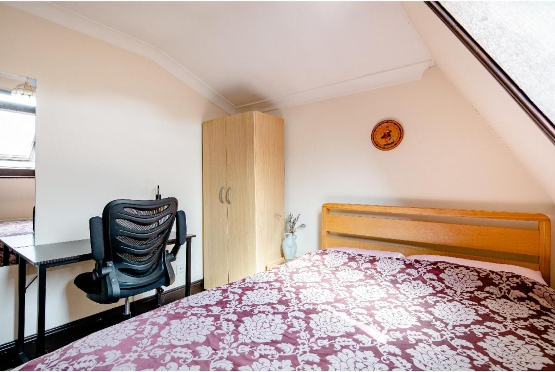 Double Room 2 Mins From Station Belvedere 外观 照片