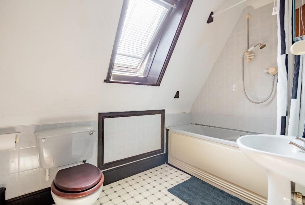 Double Room 2 Mins From Station Belvedere 外观 照片